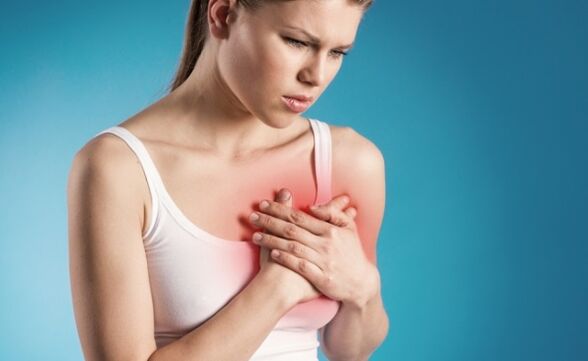Feeling pain in the heart area is one of the signs of thoracic osteoarthritis
